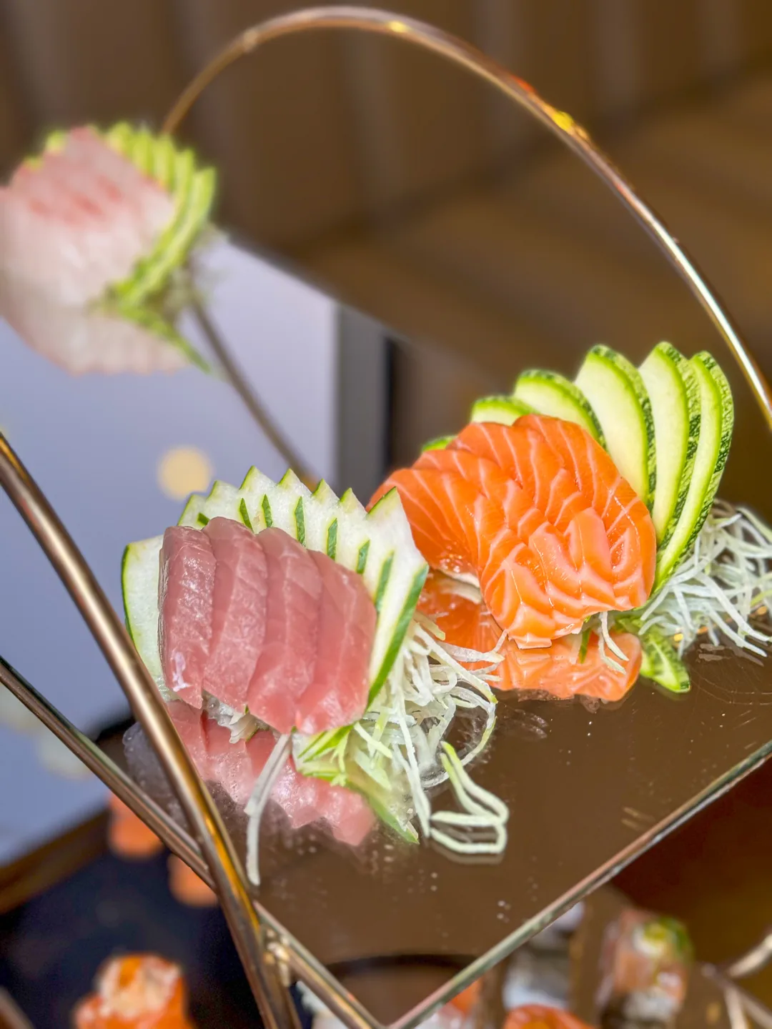 Sashimi de atum, salmão e peixe branco